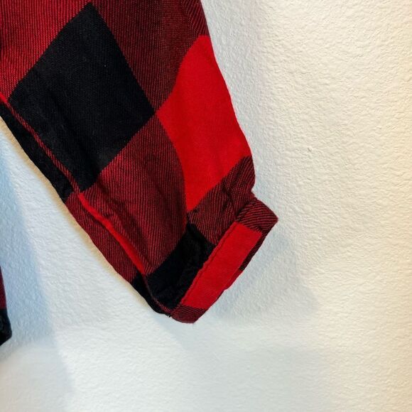 OLD NAVY GIRLS BUFFALO CHECK BUTTON DOWN SHIRT SIZE 10-12 - Picture 5 of 5